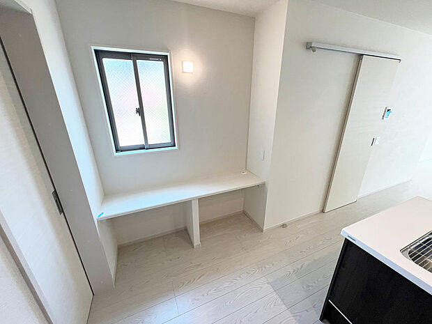 ☆カウンター☆趣味や在宅ワークなどちょっとした作業も捗ります!!