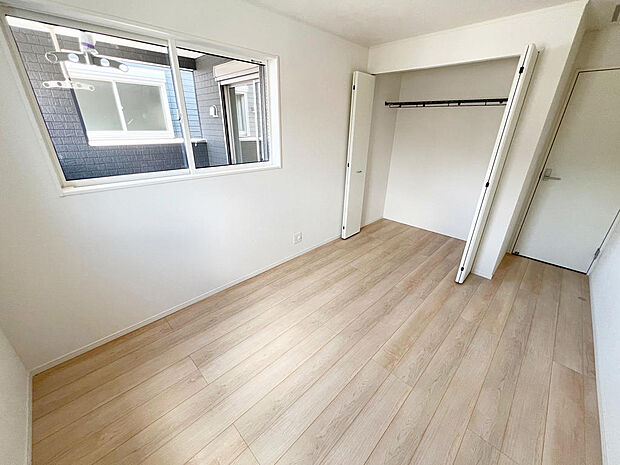 ☆各部屋大型収納完備☆子供部屋・主寝室にお好きにコーディネートしよう!!