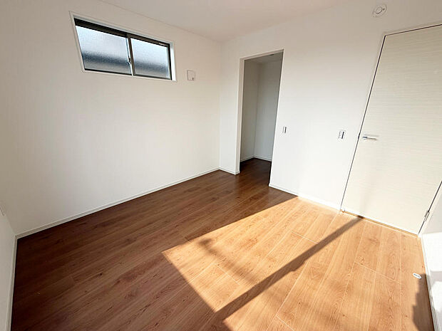 ☆収納完備☆子供部屋・主寝室にお好きにコーディネートしよう!!