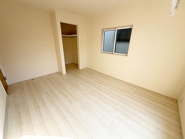 ☆各部屋大型収納完備☆子供部屋・主寝室にお好きにコーディネートしよう!!