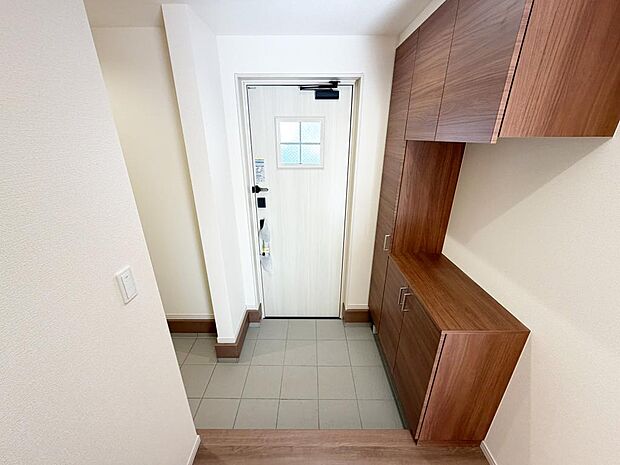 ☆大型シューズクローゼットがあります☆便利です!!