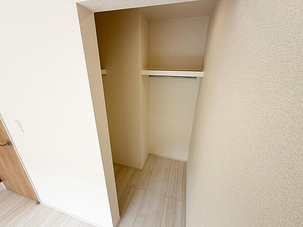 ☆ウォークインクローゼット☆テレワーク・趣味部屋でも!!