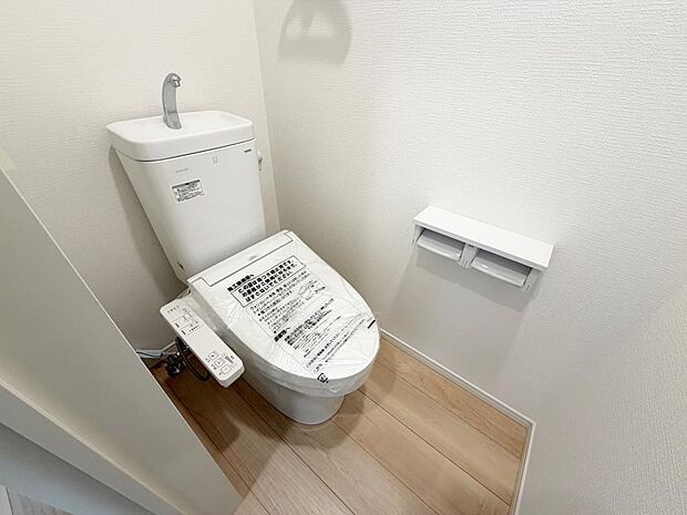 ☆ウレシイシャワートイレ☆1階・2階に完備!パパとのトイレ争いに終止符!!