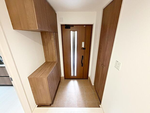 ☆大型シューズクローゼットがあります☆便利です!!