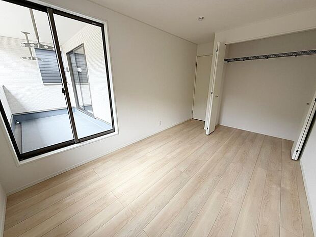 ☆各部屋大型収納完備☆子供部屋・主寝室にお好きにコーディネートしよう!!