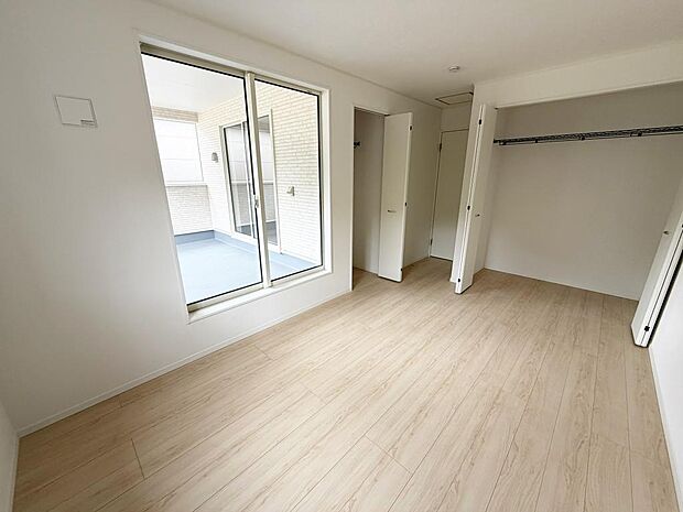 ☆各部屋大型収納完備☆子供部屋・主寝室にお好きにコーディネートしよう!!