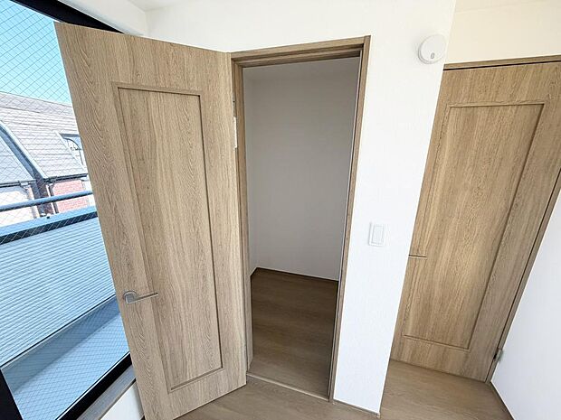 ☆ウォークインクローゼット☆テレワーク・趣味部屋でも!!