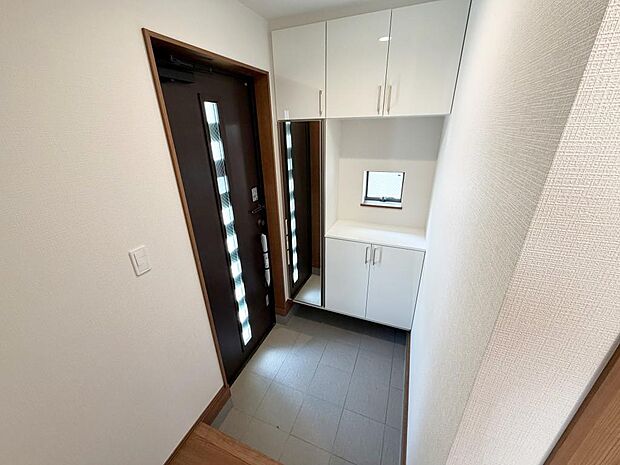 ☆大型シューズクローゼットがあります☆便利です!!