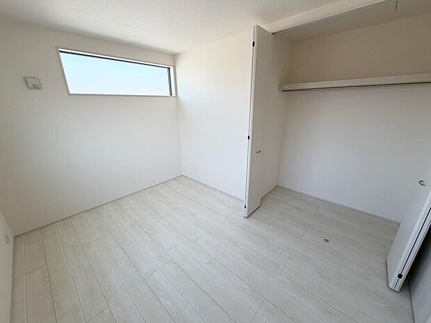 ☆各部屋大型収納完備☆子供部屋・主寝室にお好きにコーディネートしよう!!