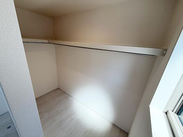 ☆ウォークインクローゼット☆テレワーク・趣味部屋でも!!