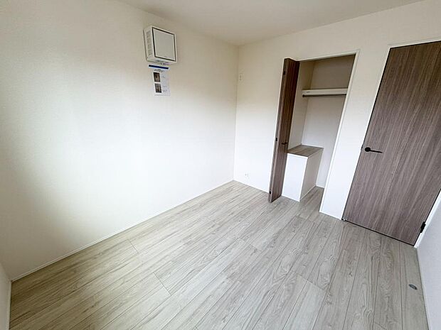 ☆各部屋大型収納完備☆子供部屋・主寝室にお好きにコーディネートしよう!!