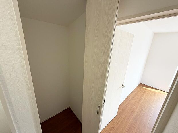 ☆2階☆廊下にある収納☆