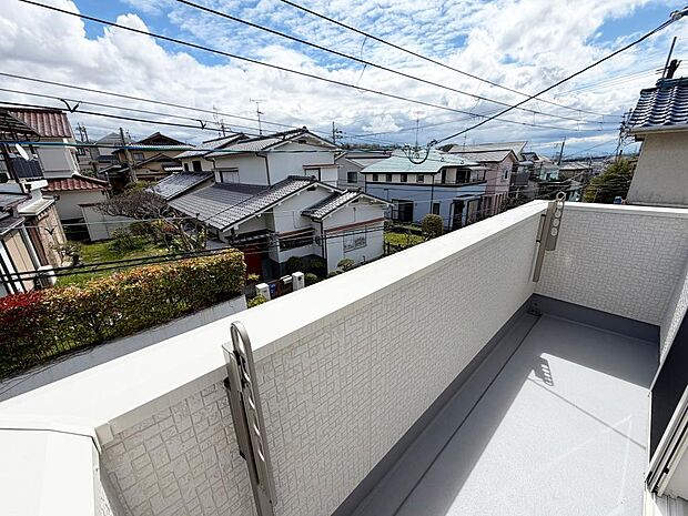 ☆南東向きバルコニー☆