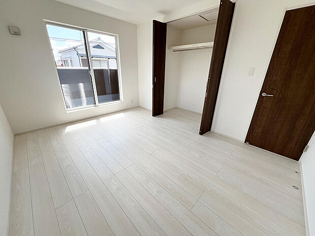 ☆各部屋収納完備☆子供部屋・主寝室にお好きにコーディネートしよう！！