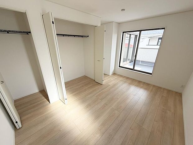 ☆各部屋大型収納完備☆子供部屋・主寝室にお好きにコーディネートしよう！！