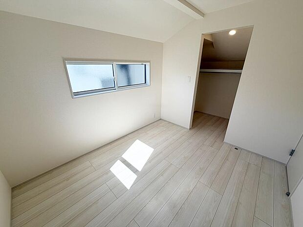 ☆各部屋大型収納完備☆子供部屋・主寝室にお好きにコーディネートしよう!!