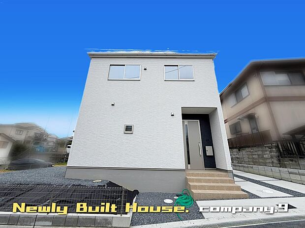 ☆現地外観写真☆印田町☆限定１区画☆ZEH水準省エネ住宅☆角地で開放感がある住宅☆土地73坪☆「村野駅」徒歩７分☆車３台OK☆5LDK☆庭・食洗機・南東向きバルコニー☆