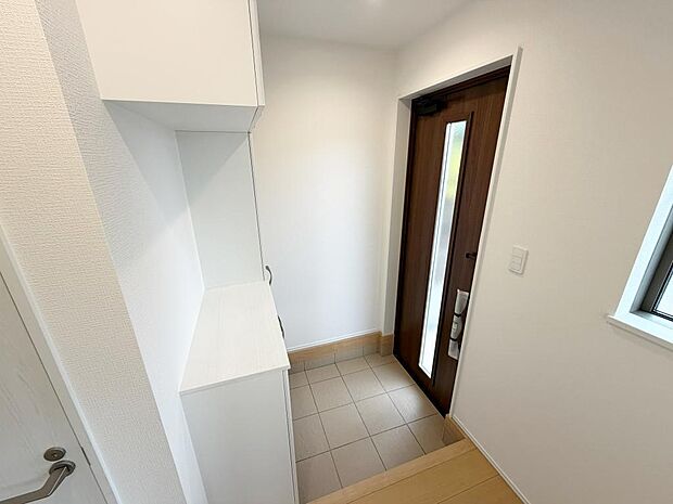 ☆大型シューズクローゼットがあります☆便利です!!
