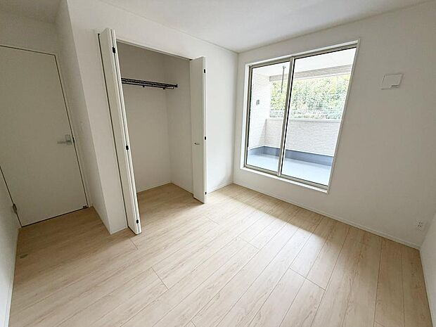 ☆各部屋大型収納完備☆子供部屋・主寝室にお好きにコーディネートしよう!!