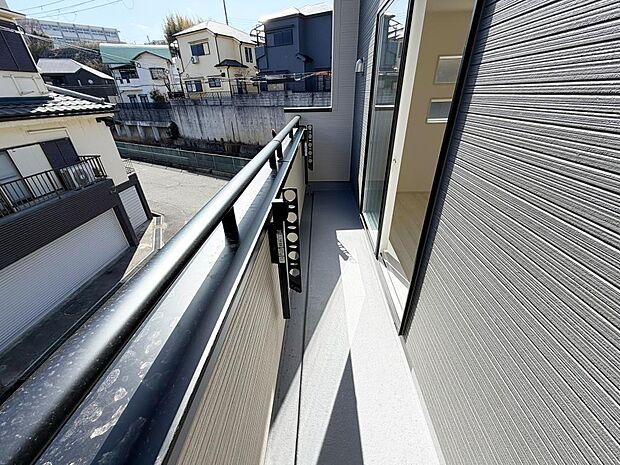☆南東向きバルコニー☆
