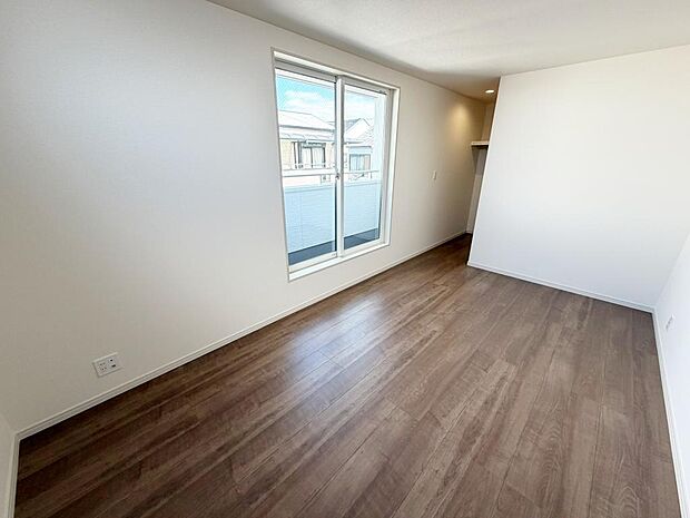 ☆各部屋大型収納完備☆子供部屋・主寝室にお好きにコーディネートしよう!!