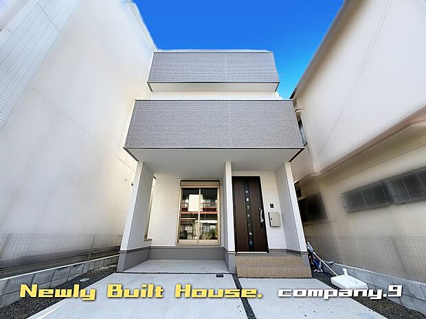 ☆現地外観写真☆ZEH水準省エネ住宅☆子育てに適した住環境☆３階建て☆土地28坪☆車２台OK☆閑静な住宅地☆WIC・食洗機・南面バルコニー☆小・中学校まで徒歩10分圏内☆