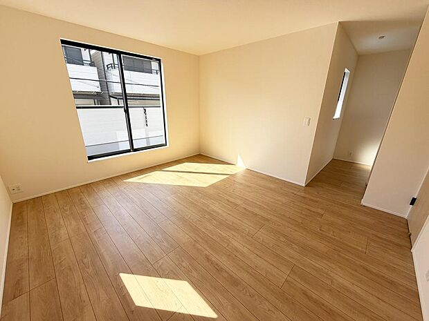 ☆各部屋大型収納完備☆子供部屋・主寝室にお好きにコーディネートしよう!!