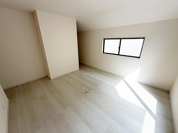 ☆各部屋大型収納完備☆子供部屋・主寝室にお好きにコーディネートしよう！！