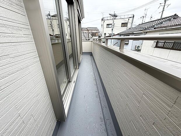 ☆南向きバルコニー☆