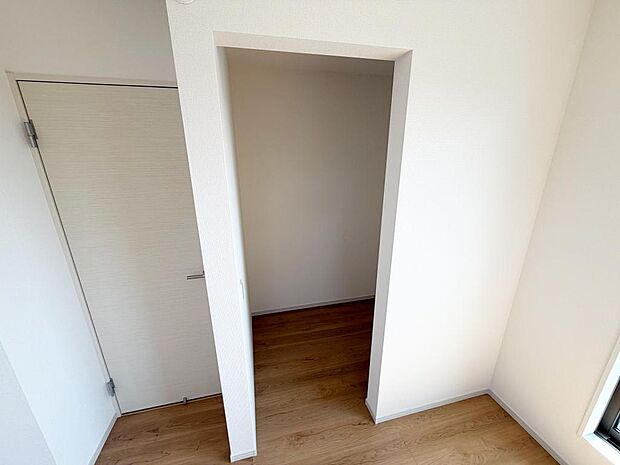 ☆ウォークインクローゼット☆テレワーク・趣味部屋でも!!