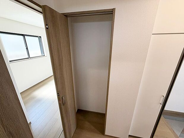 ☆1階☆廊下にある収納☆