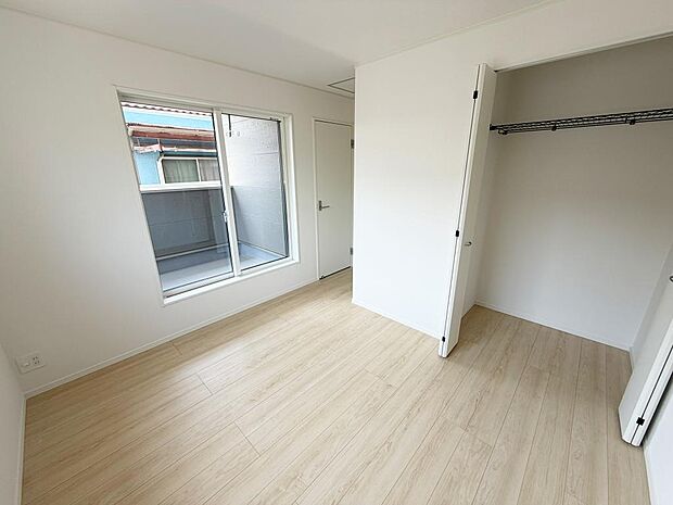 ☆各部屋大型収納完備☆子供部屋・主寝室にお好きにコーディネートしよう!!