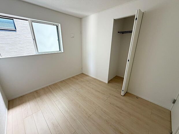 ☆各部屋大型収納完備☆子供部屋・主寝室にお好きにコーディネートしよう!!