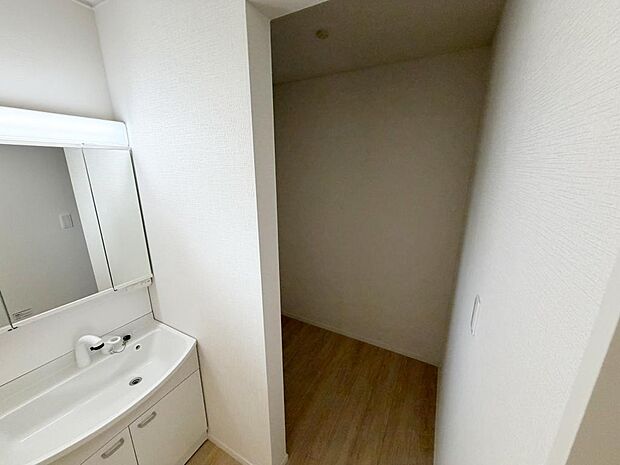 ☆洗面室にある収納☆