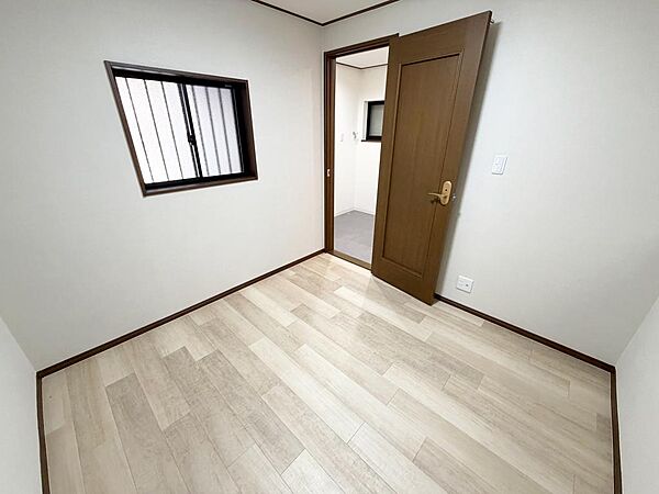 ☆大変明るいリビング☆広々した空間で家族との大切な時間をお過ごしください！！