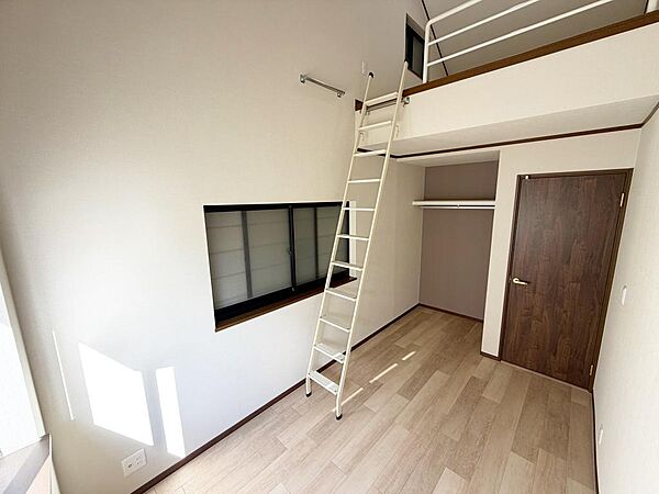 ☆ロフト☆子供部屋・主寝室にお好きにコーディネートしよう！！