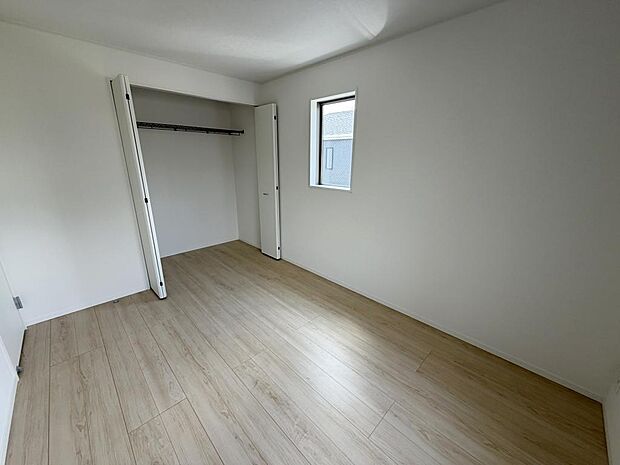 ☆各部屋大型収納完備☆子供部屋・主寝室にお好きにコーディネートしよう!!