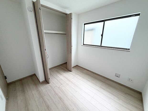 ☆各部屋大型収納完備☆子供部屋・主寝室にお好きにコーディネートしよう!!