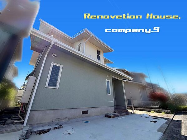 ☆現地外観写真☆Re-House☆積水ハウス施工☆土地54坪☆「松井山手駅」徒歩17分☆車２台OK☆日当たり良好☆閑静な住宅街☆庭・和室・WIC・トイレ２ケ所☆南西向きバルコニー☆前道６ｍ☆
