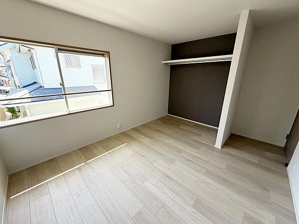 ☆各部屋大型収納完備☆子供部屋・主寝室にお好きにコーディネートしよう！！
