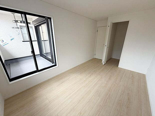 ☆各部屋大型収納完備☆子供部屋・主寝室にお好きにコーディネートしよう！！