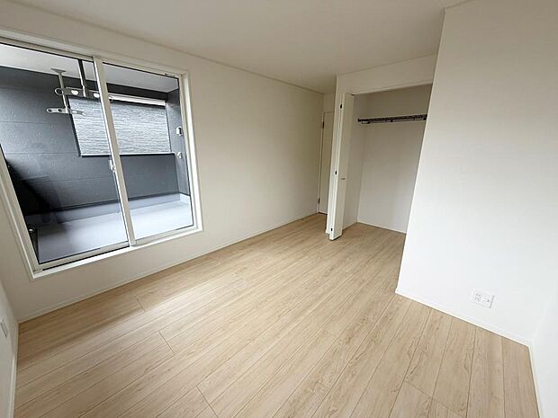 ☆各部屋大型収納完備☆子供部屋・主寝室にお好きにコーディネートしよう！！
