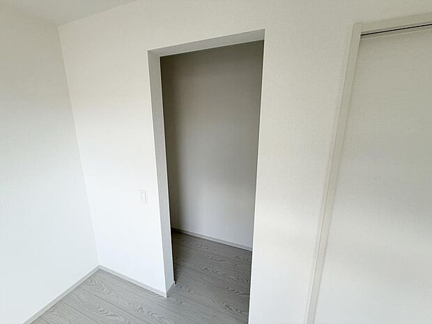 ☆ウォークインクローゼット☆テレワーク・趣味部屋でも!!