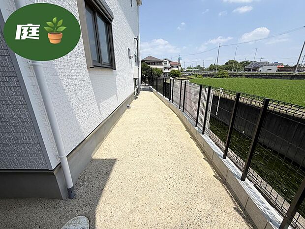 ☆趣味の為の物置・ガーデニング・ゴミ置場などあれば大変便利なスペースです(^^♪