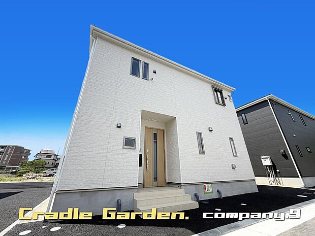 ☆現地外観写真☆CradleGarden☆１２号棟☆全13区画のBIGTOWN☆「郡津駅」徒歩12分☆土地33坪☆日当たり良好☆庭・和室・インナーバルコニー☆川越小学校徒歩４分☆前道4.7ｍ☆