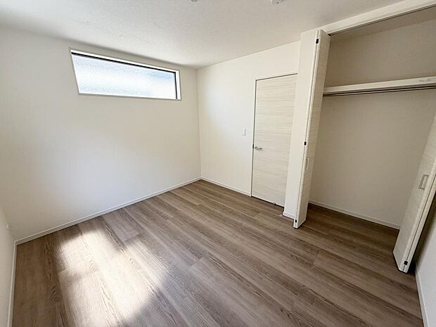☆各部屋大型収納完備☆子供部屋・主寝室にお好きにコーディネートしよう!!