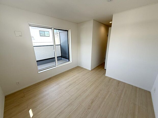 ☆各部屋大型収納完備☆子供部屋・主寝室にお好きにコーディネートしよう!!