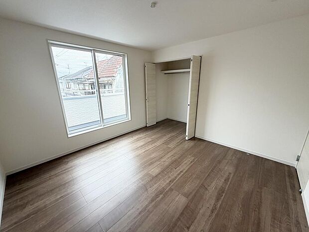 ☆各部屋大型収納完備☆子供部屋・主寝室にお好きにコーディネートしよう！！