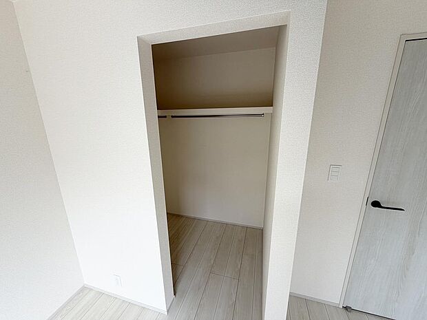 ☆ウォークインクローゼット☆テレワーク・趣味部屋でも！！