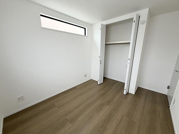 ☆各部屋大型収納完備☆子供部屋・主寝室にお好きにコーディネートしよう！！